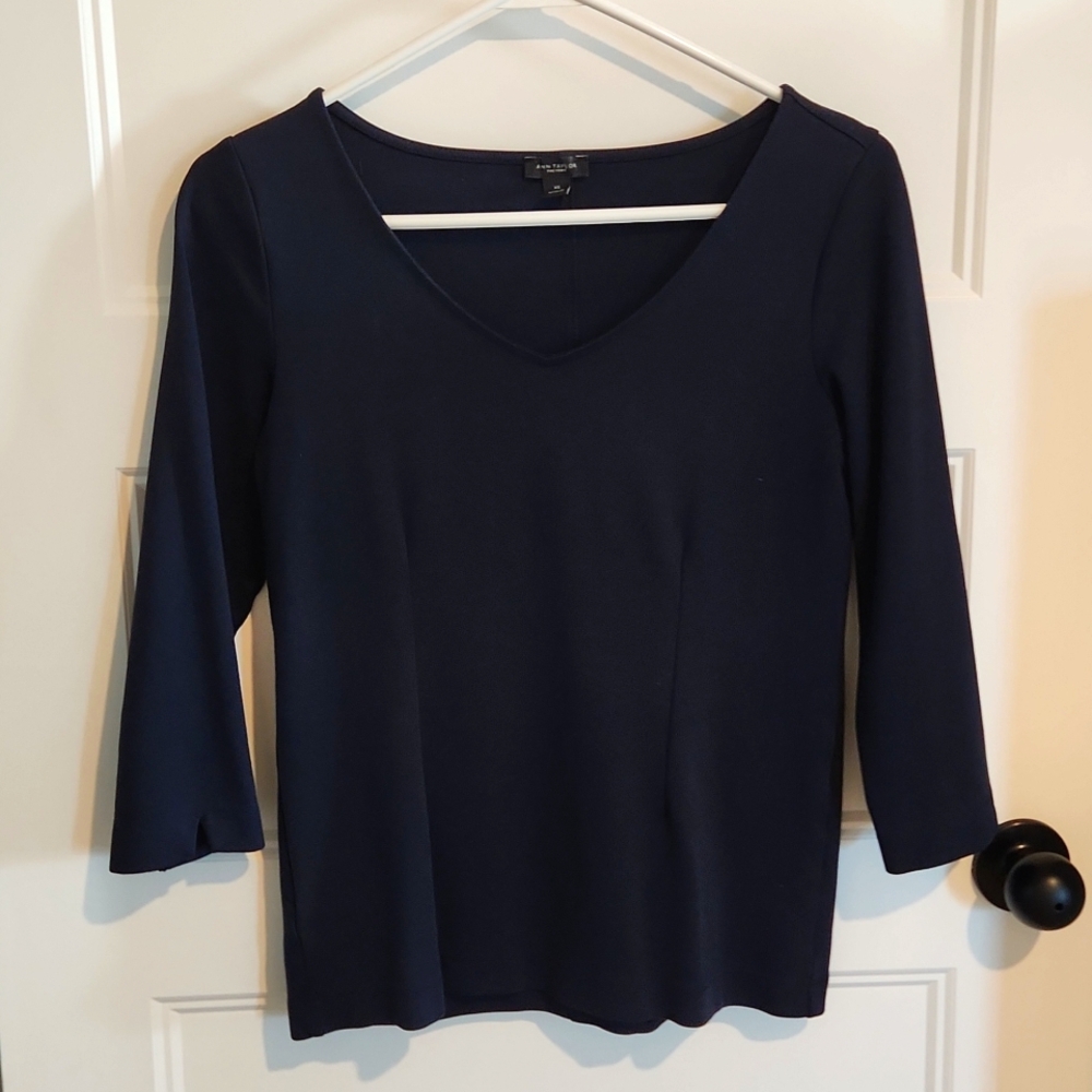 Ann Taylor Dark Navy Blue V-Neck XS Shirt